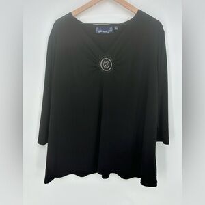Susan Graver Black 3/4 Sleeve Liquid Knit Top With‎ Beaded Embroidery- Size 2X